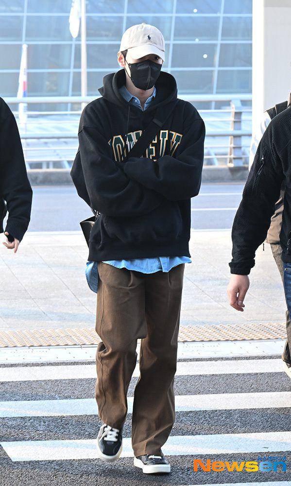 Doyoung NCT (m.newsen.com)