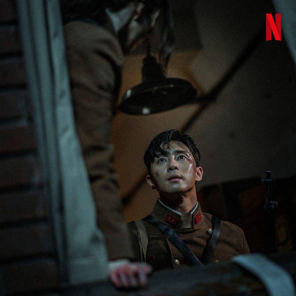 Han So Hee dan Park Seo Joon di KDrama Gyeongseong Creature (instagram.com/netflixkr)