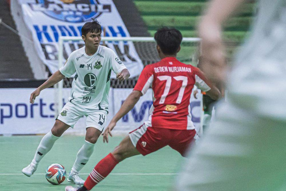 Bintang Timur Surabaya dalam laga melawan GIGA FC Kota Metro di Liga Futsal Profesional 2023/2024 pekan ke-6. (instagram.com/bintangtimur_surabaya)