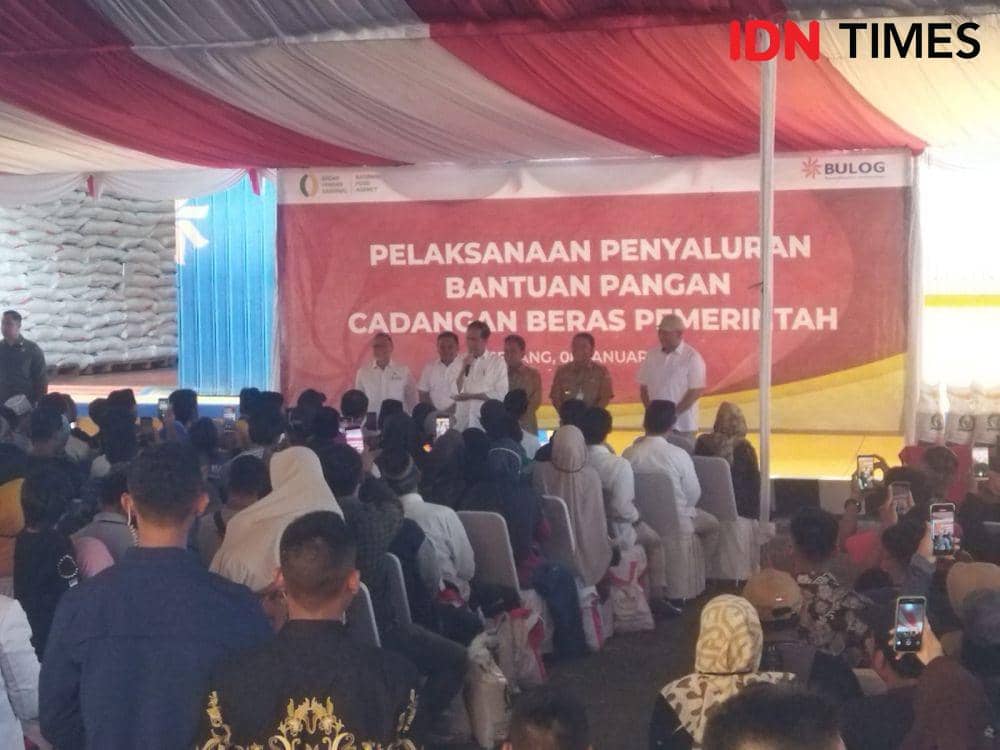 Jokowi: Awal 2024, Pemerintah Salurkan Bantuan Pangan ke 22 Juta KPM