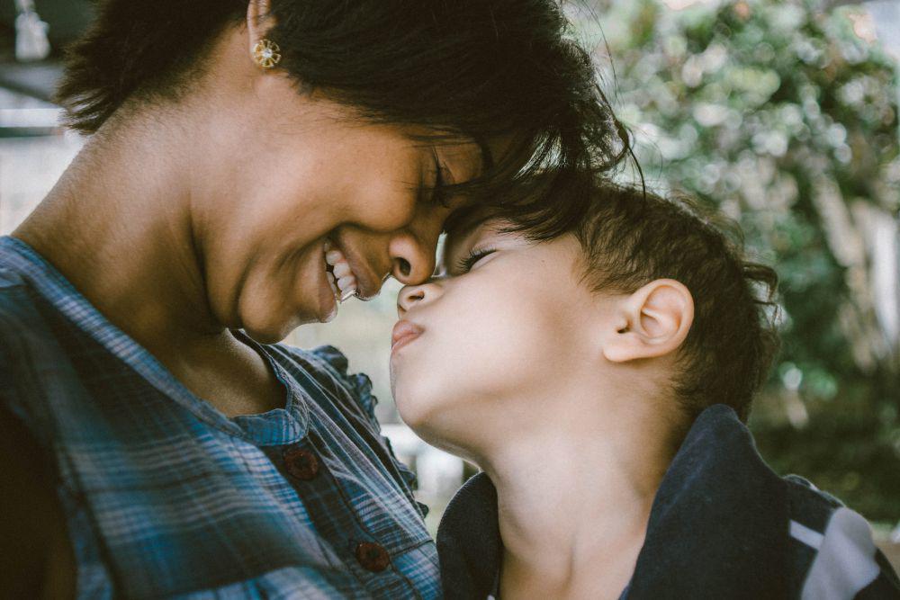 ilustrasi berbicara dengan anak (unsplash.com/Bruno Nascimento)