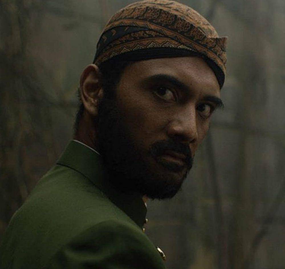 Ario Bayu di film Perempuan Tanah Jahanam (dok. BASE Entertainment/Perempuan Tanah Jahanam)