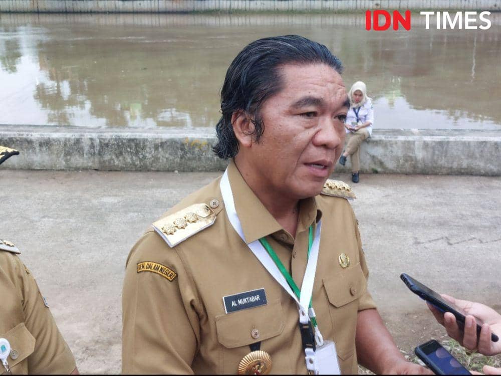 Pj Gubernur Banten Bakal Koordinasi ke Pusat Terkait Luapan Kali Angke