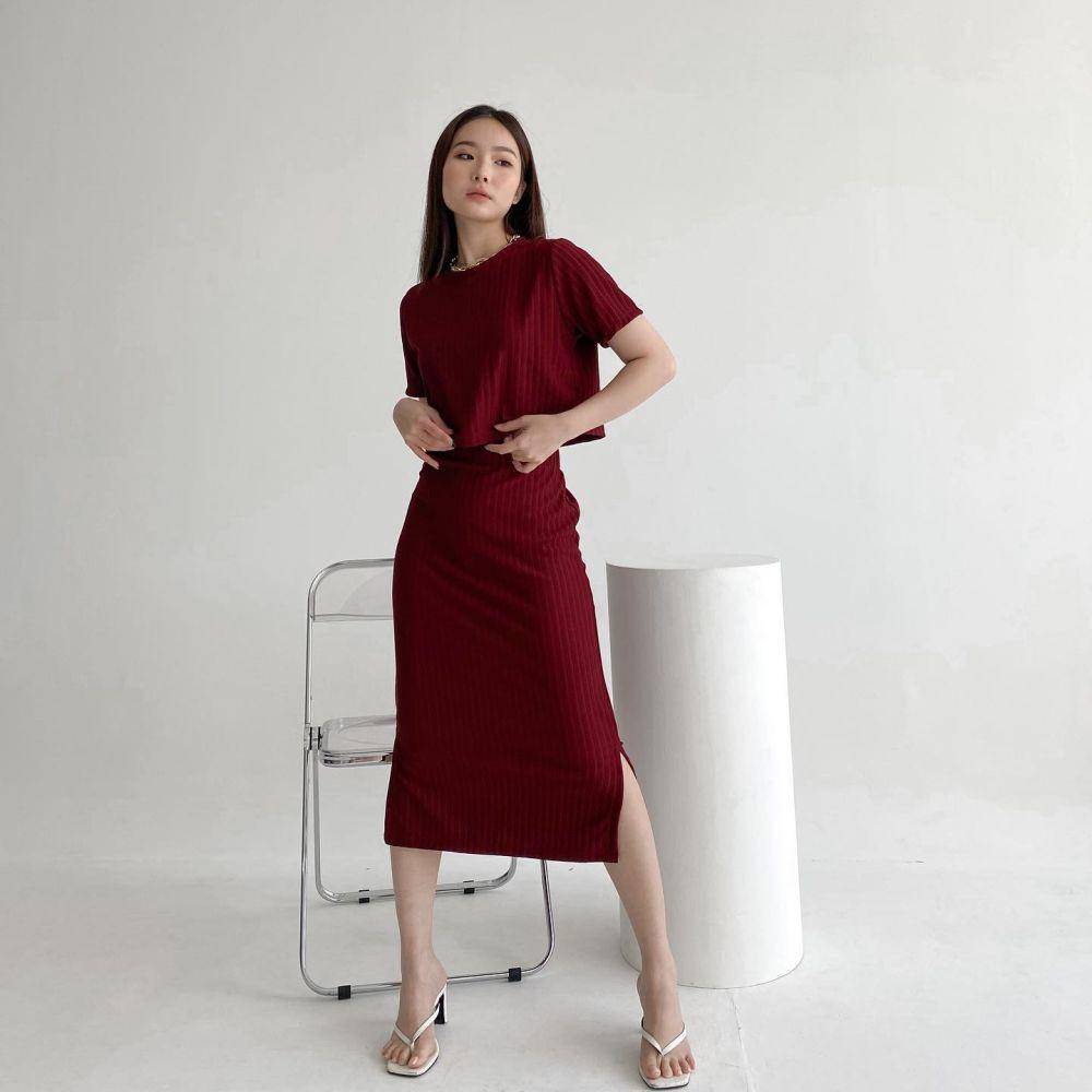 merk setelan cewek terbaik (instagram.com/shopatroseau)