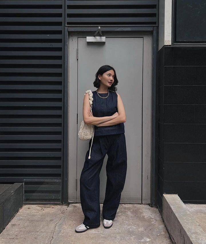 merk setelan cewek terbaik (instagram.com/shopatvelvet)