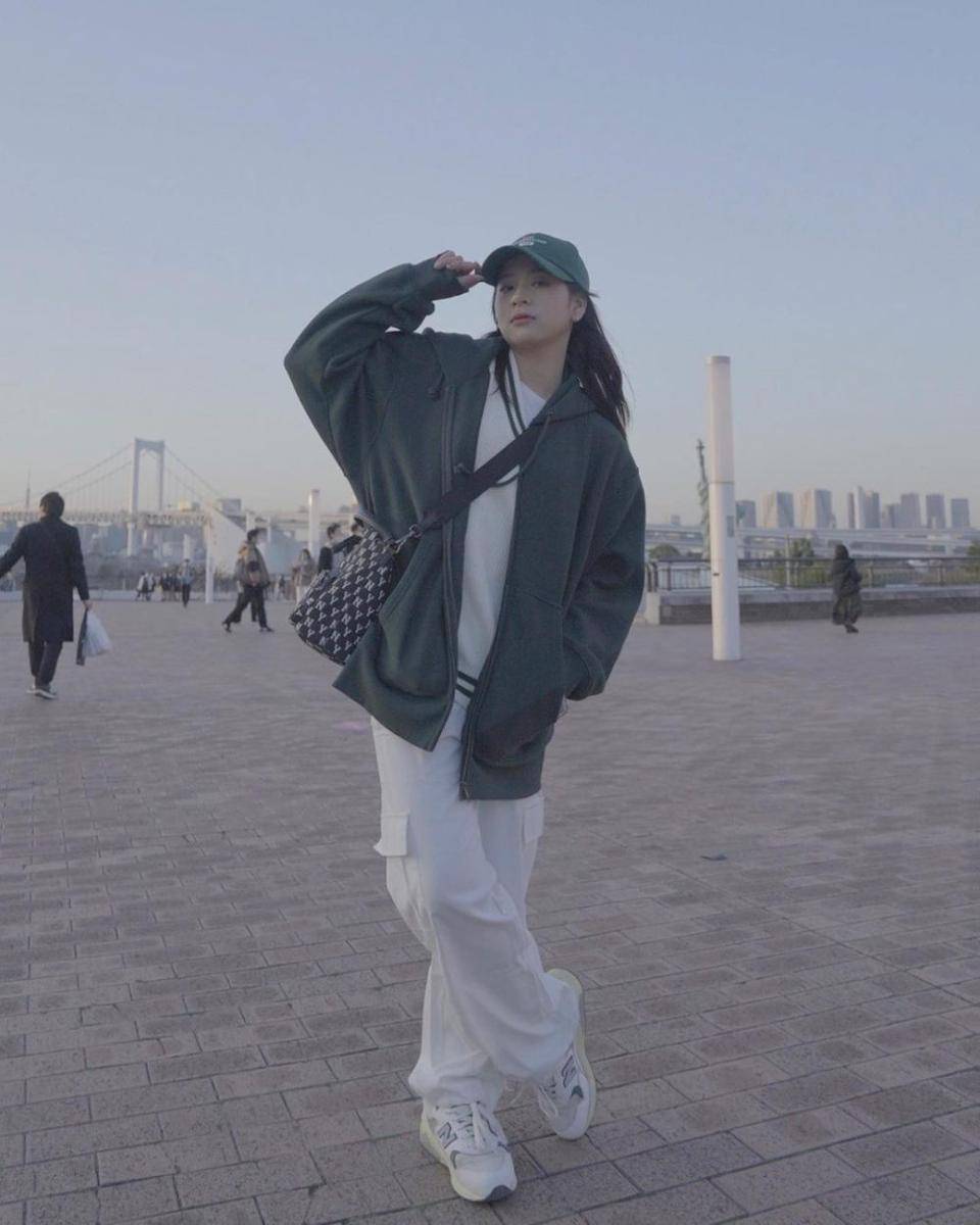 ide daily outfit Zee JKT48  (instagram.com/jkt48.zee)