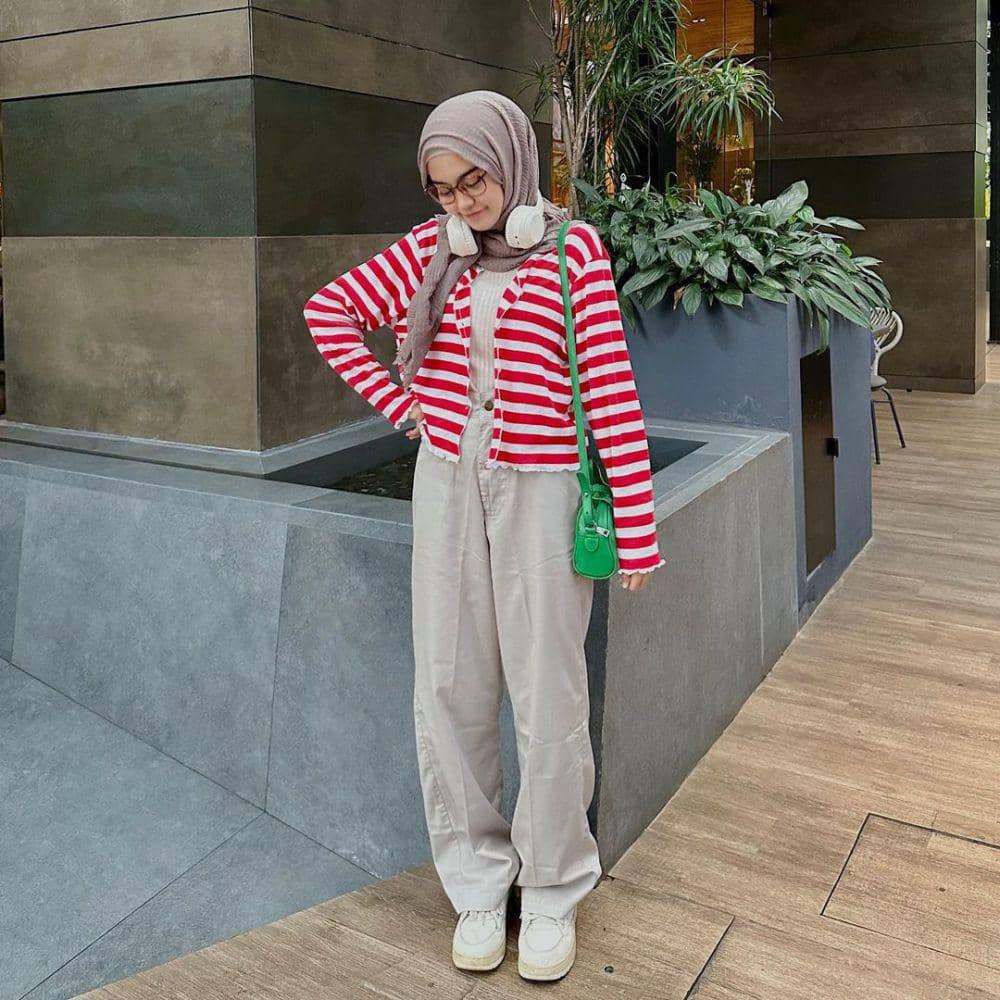 Refina Habilia (instagram.com/refinahm)