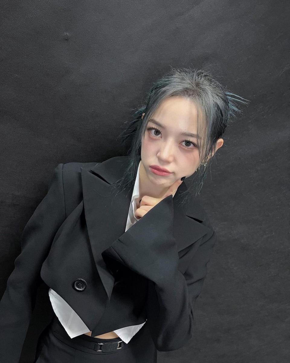 Kim Sejeong (instagram.com/clean_0828)