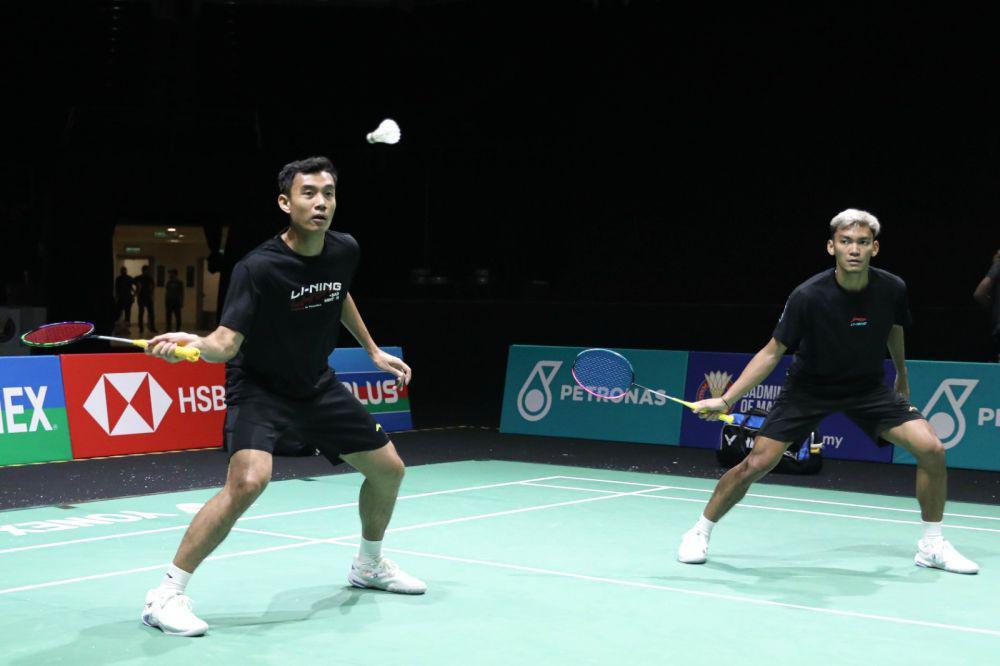 Bagas Maulana/Muhammad Shohibul Fikri dalam sesi latihan jelang Malaysia Open 2024 (dok. PP PBSI)