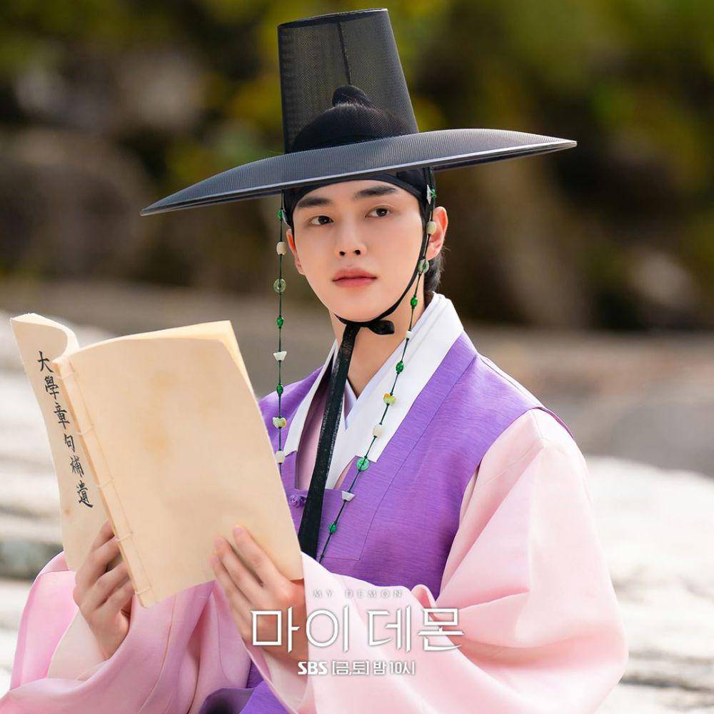 Still cut drama My Demon (instagram.com/sbsdrama.official)