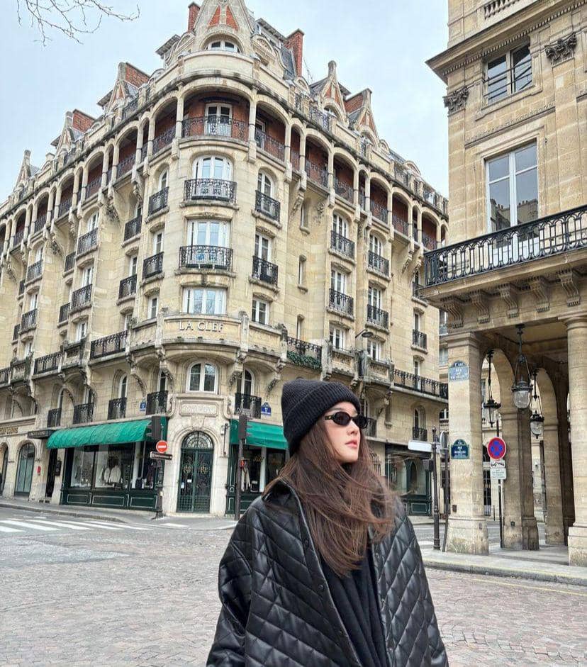 momen liburan Diana Flipo di Paris (instagram.con/dianaflipo)