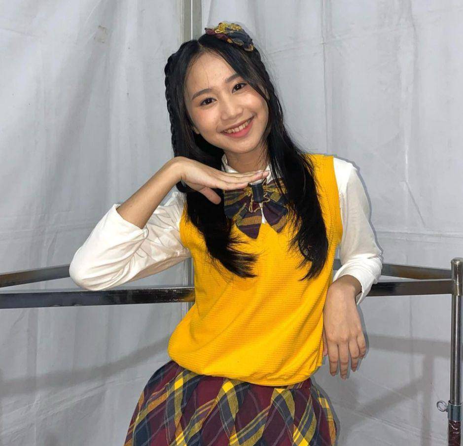 Alya Amanda (instagram.com/jkt48.alya_)