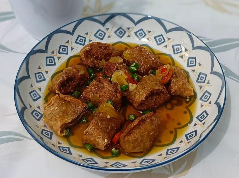 gohyong ayam (instagram.com/frizkilladinandra)