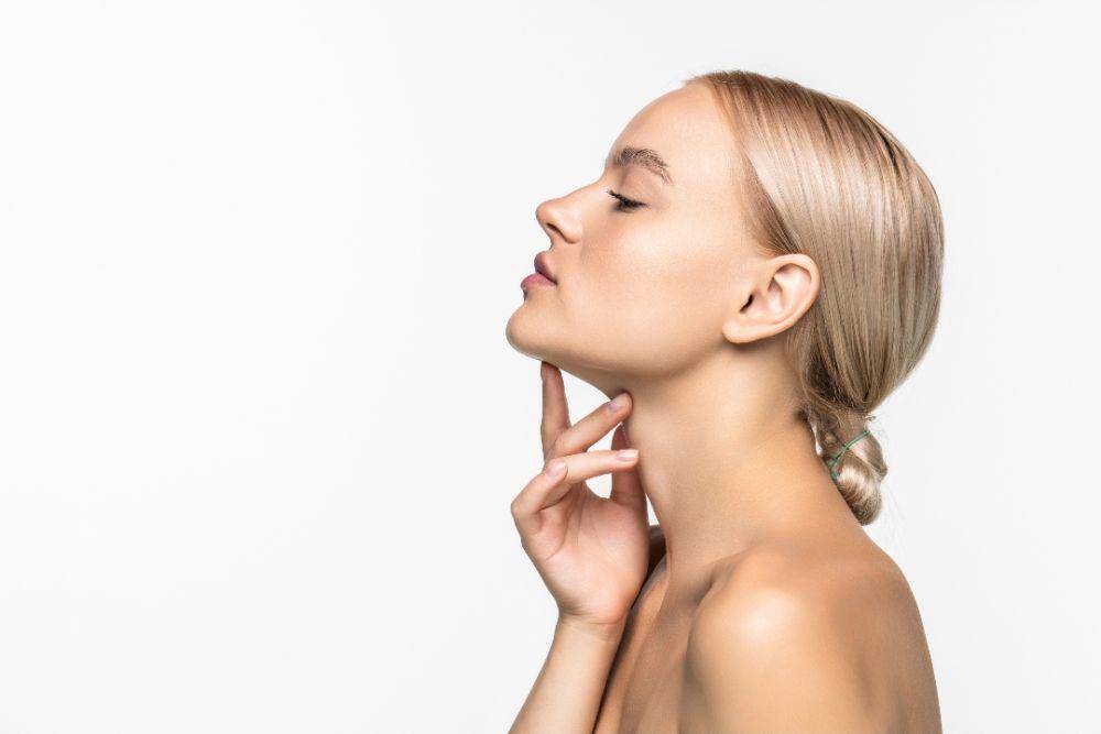ilustrasi double chin (freepik.com/diana.grytsku