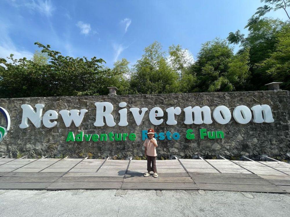 New Rivermoon (instagram.com/jelita_lembayungsenja)