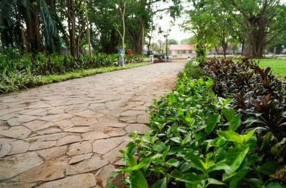 Taman Balekambang. (Dok/@skyscrapercity)