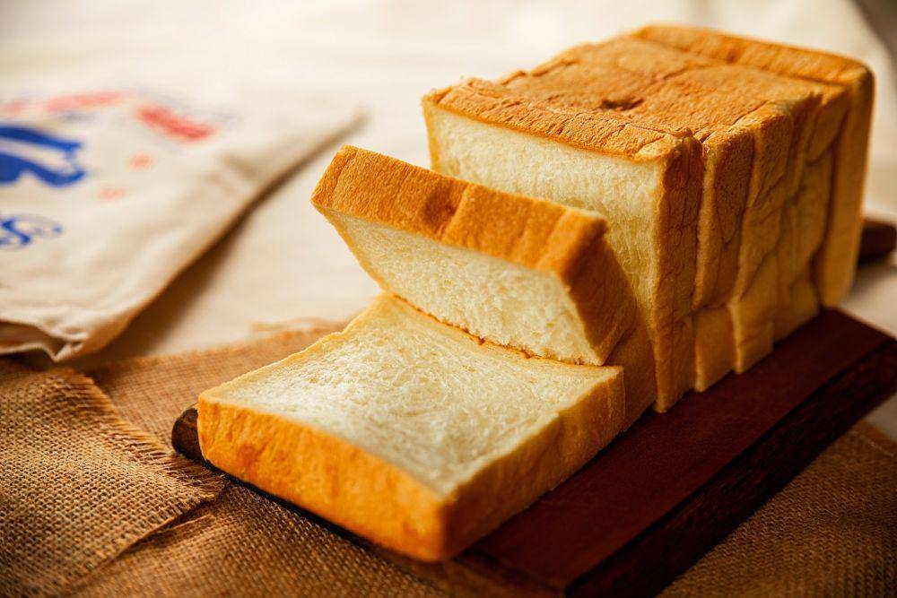 ilustrasi roti (unsplash.com/Charles Chen)