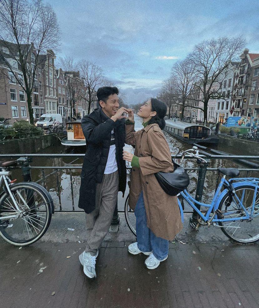potret liburan Alika Islamadina dan keluarga di Amsterdam (instagram.com/alikaislamadina)