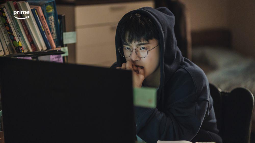 5 Karakter yang Dikhianati Orang Terdekat di Death's Game
