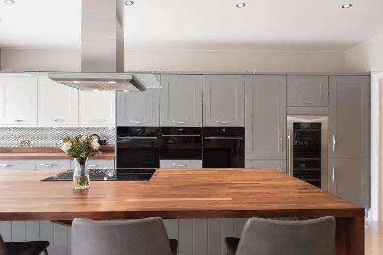 Countertop butcher block pola linier (thespruce.com)