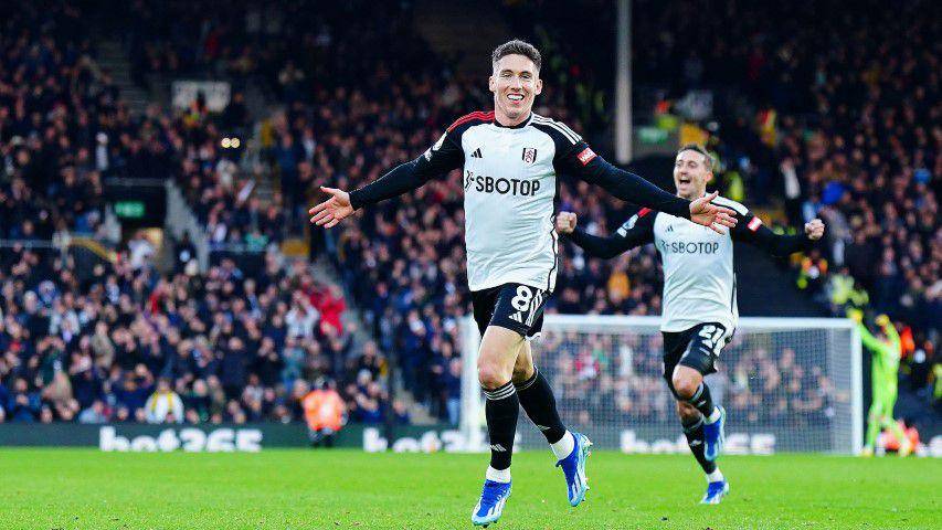 Harry Wilson (depan) (fulhamfc.com)