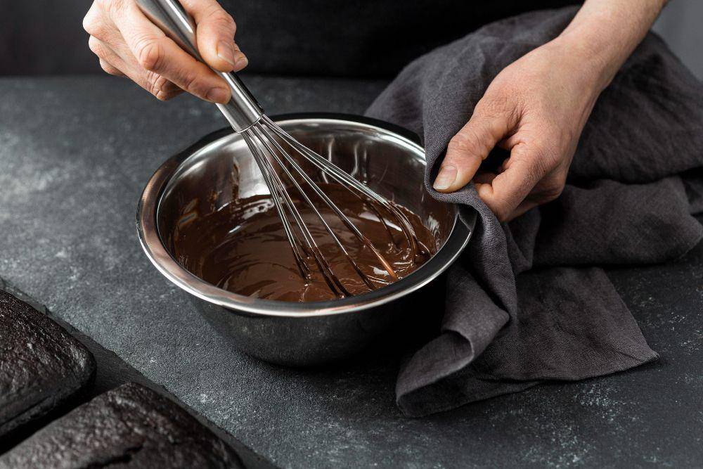 ilustrasi membuat kue brownies (freepik.com/Freepik)