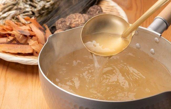 ilustrasi kuah dashi shabu-shabu (japanlivingguide.com)