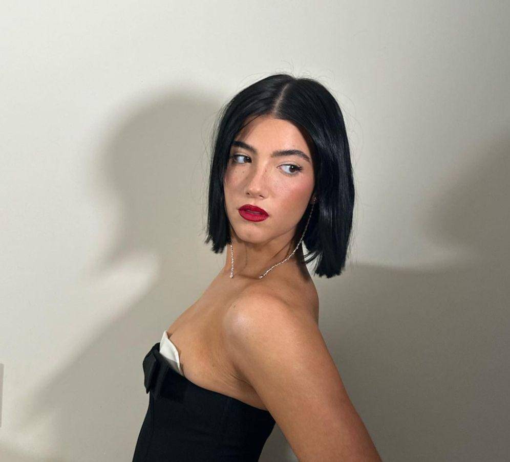 Charli D'Amelio (instagram.com/charlidamelio)