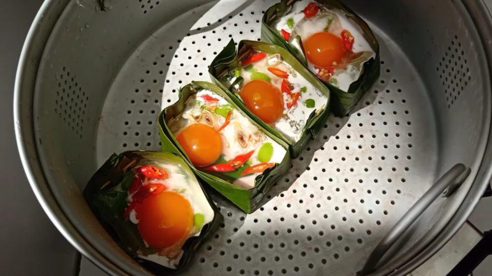 gadon telur asin (YouTube.com/Dapur Mas Brewok)