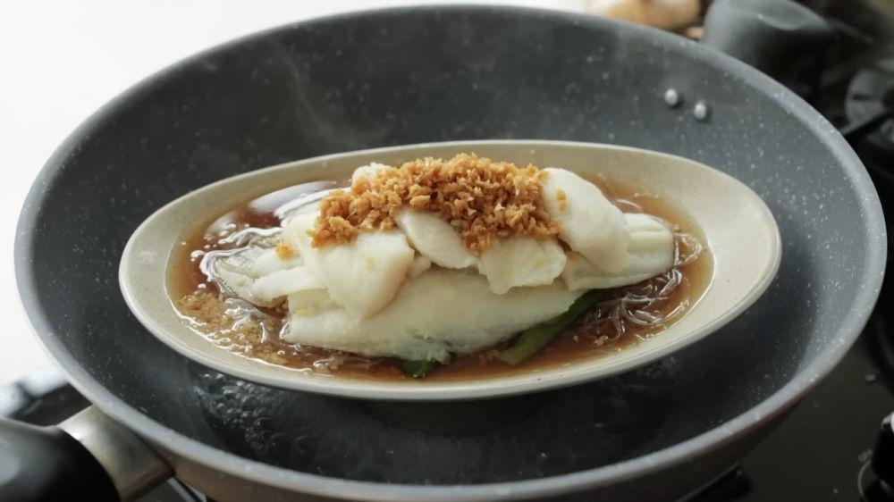 tim ikan saus telur lada hitam (YouTube.com/Devina Hermawan)
