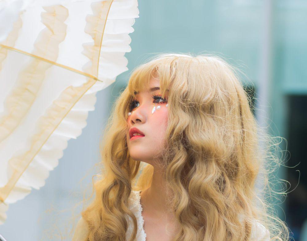 5 Tips Memilih Wig Rambut, Gak Semua Pas di Kepala