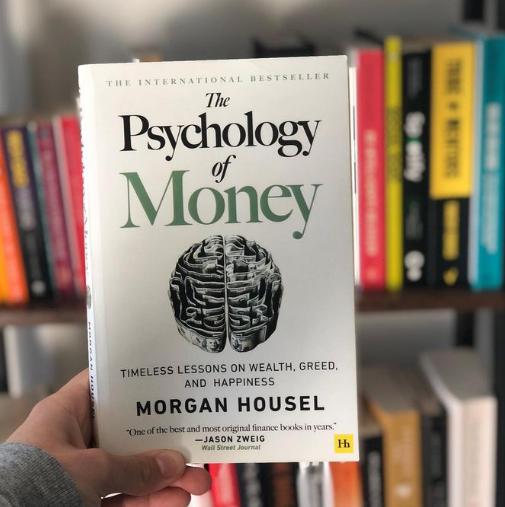 Buku The Psychology of Money (instagram.com/bookenonig)
