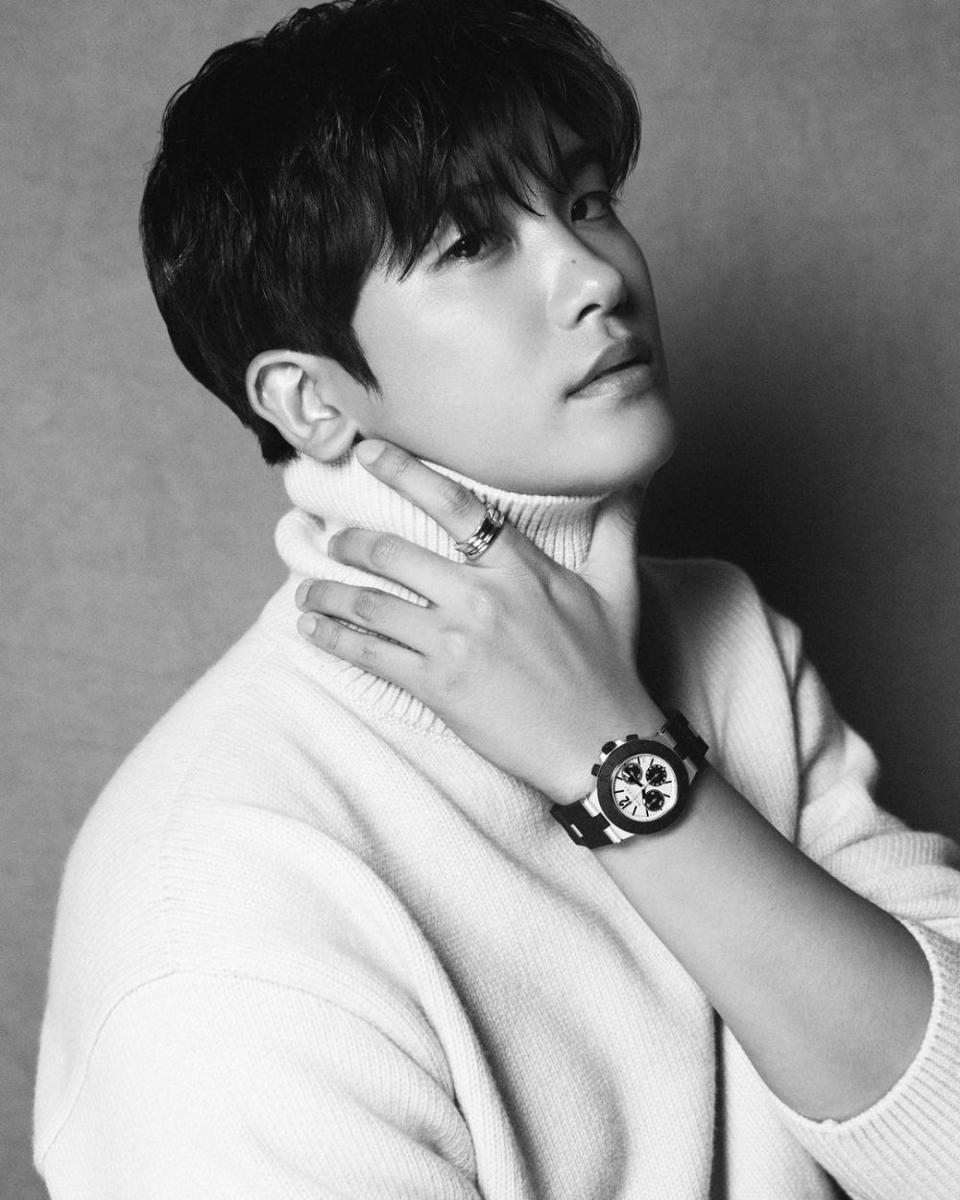potret Park Hyung Sik (instagram.com/phs1116)