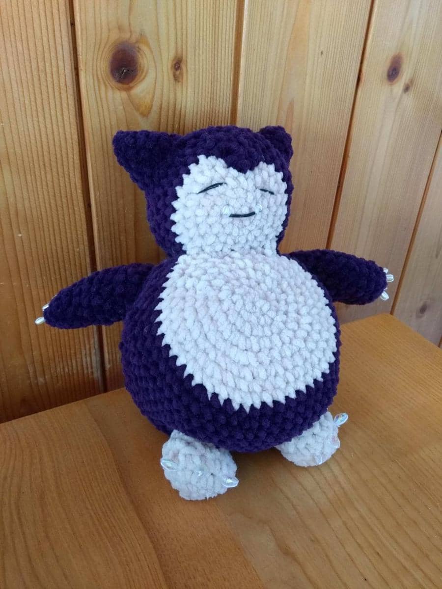 potret rajutan tangan bertema Snorlax (reddit.com/user/littleboy260)