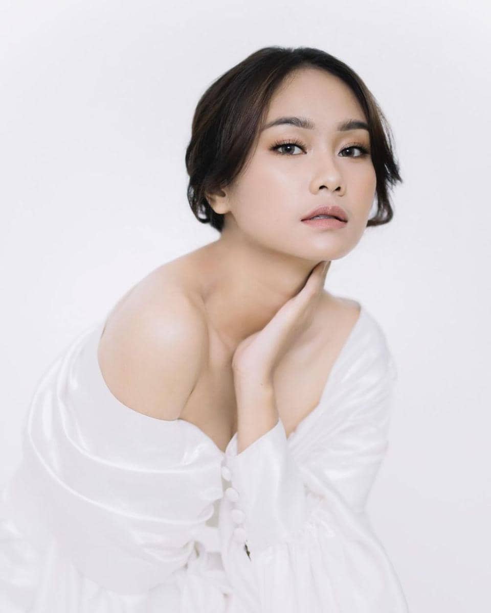 inspirasi makeup ala Yasinta Aurellia (instagram.com/yasintaaurel)