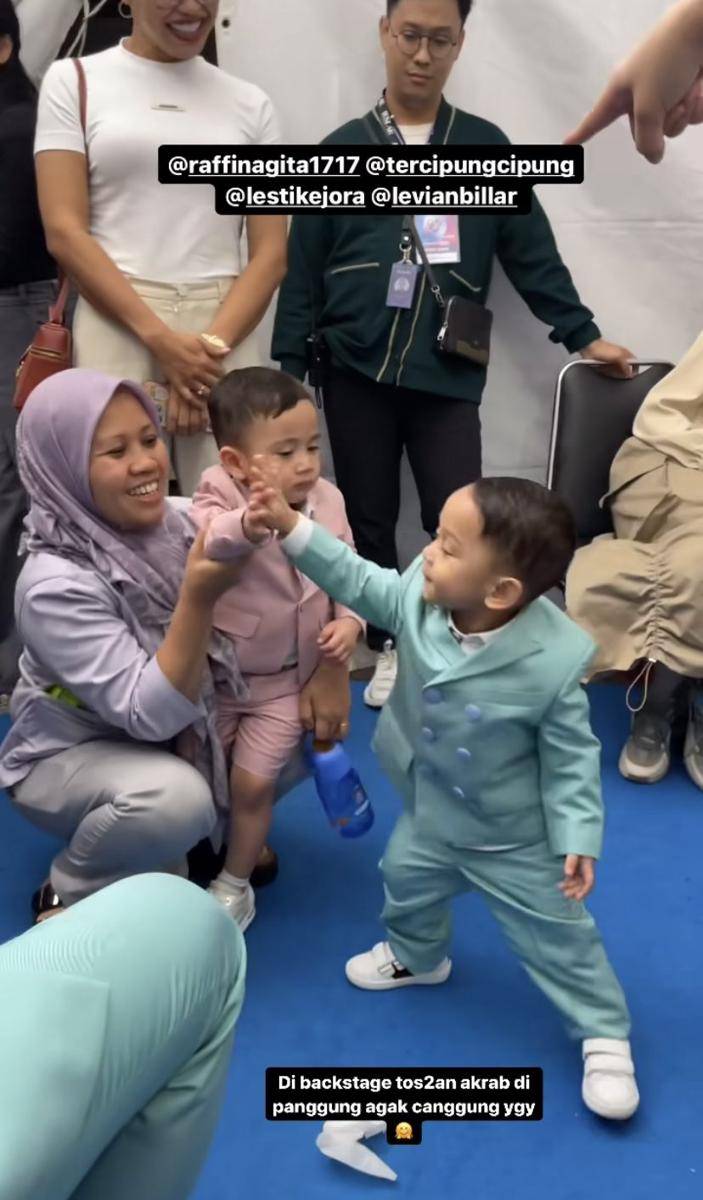 potret Rayyanza dan baby L (instagram.com/rizkybillar)