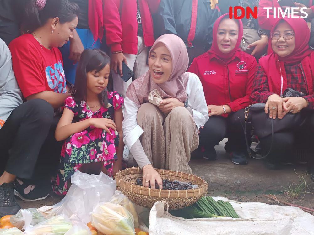 Momen Siti Atikoh Terpesona Jolang Jaling: Ketemu Sepupu Petai