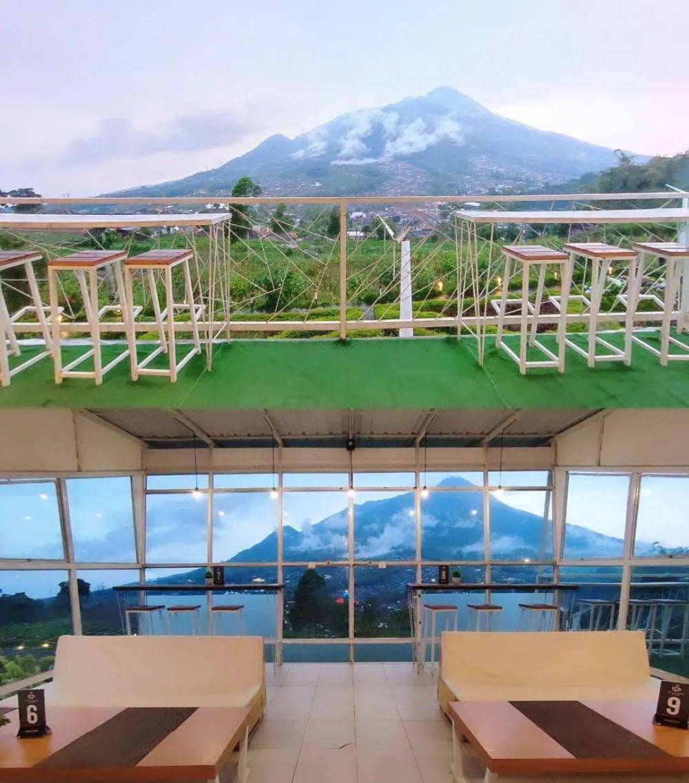 D'Garden Cafe (instagram.com/dgardencafe)