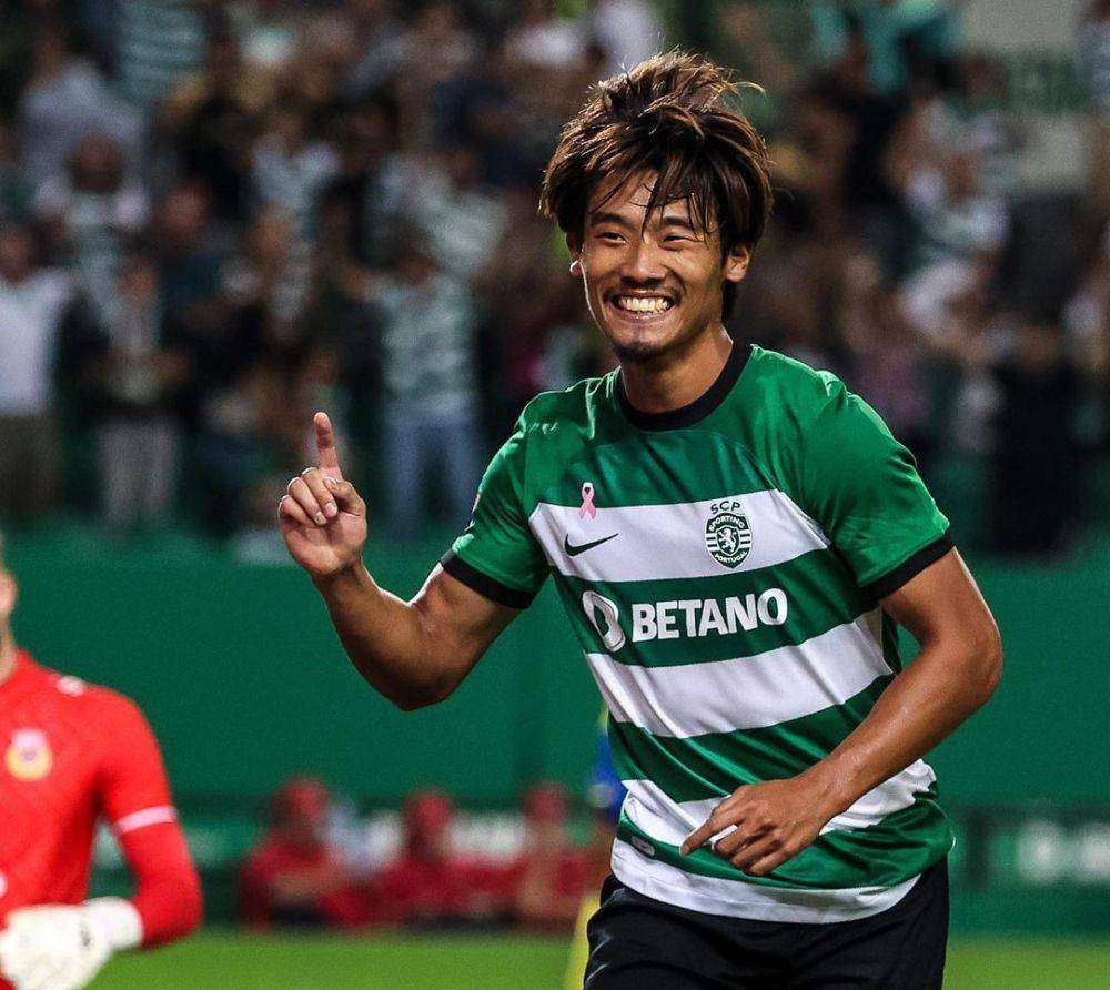 Hidemasa Morita saat memperkuat klub Sporting CP. (instagram.com/mrt_510)