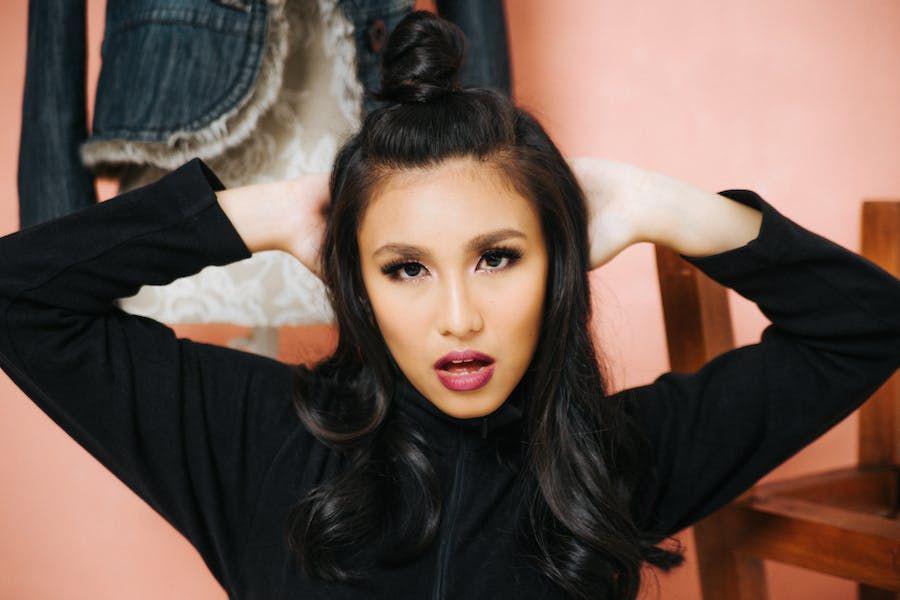 12 Gaya Ikat Rambut Cewek yang Trendy Banget, Sudah Jajal Semua?