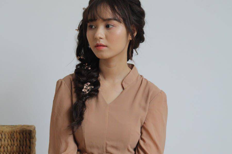Ilustrasi twisted side braid (Pexels.com/Nguyễn Trọng Thủy)