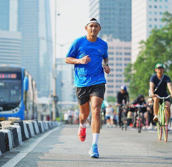 Ibnu Jamil gemar olahraga lari (Instagram.com/ibnujamilo)