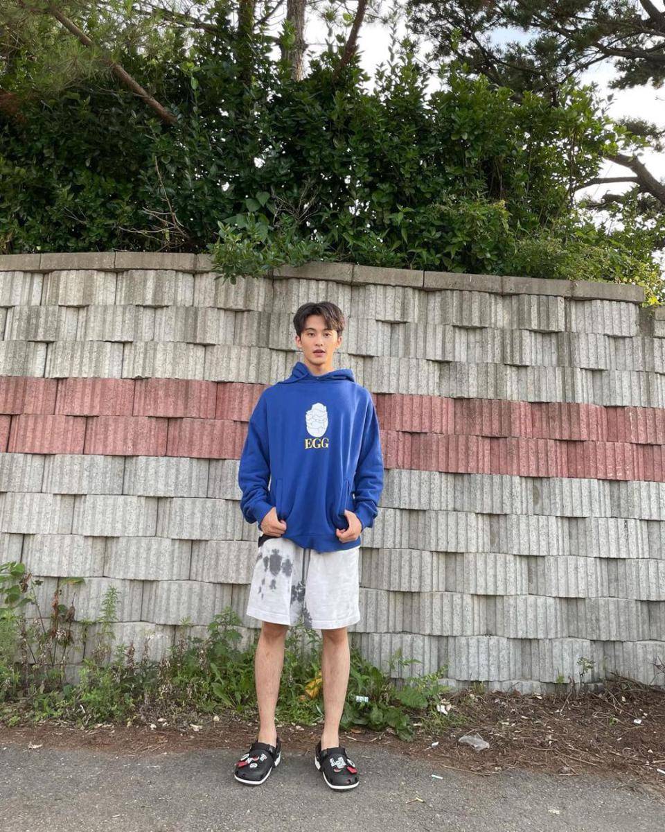 potret Mark NCT (instagram.com/onyourm__ark)