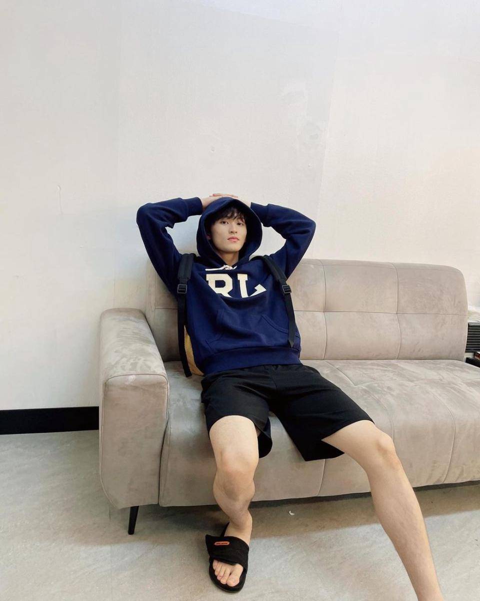 potret Mark NCT (instagram.com/onyourm__ark)
