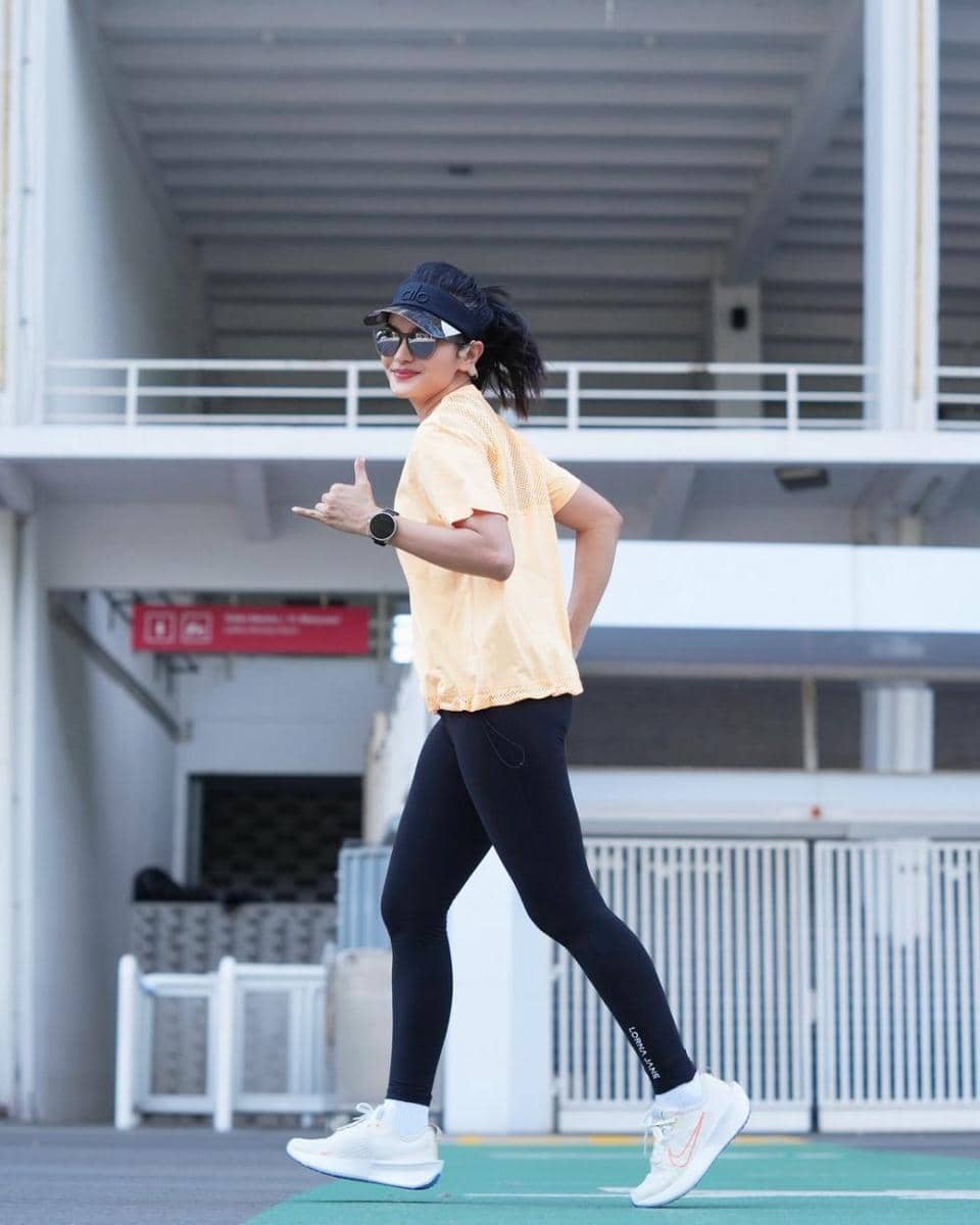 potret Ririn Ekawati lari di GBK (instagram.com/ririnekawati)