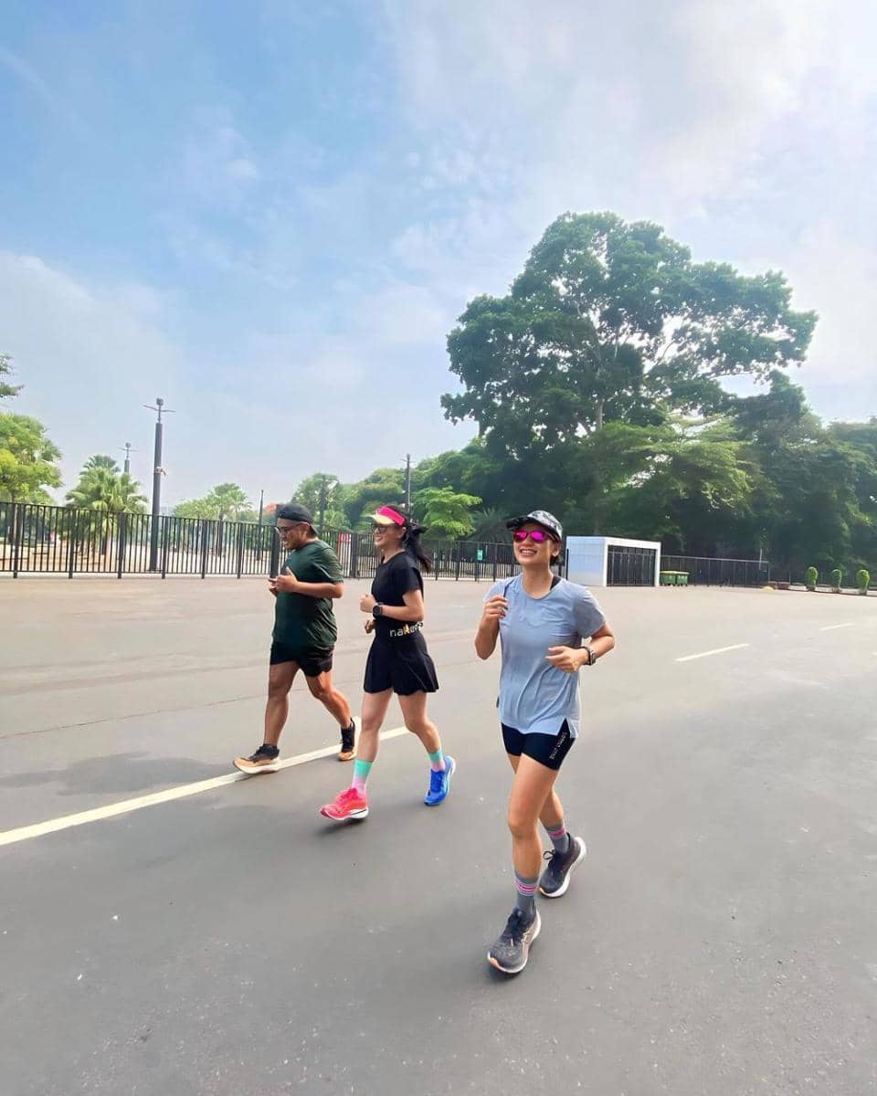 potret Ririn Ekawati lari di GBK (instagram.com/ririnekawati)