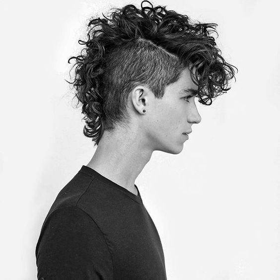Wavy mohawk (pinterest.com)