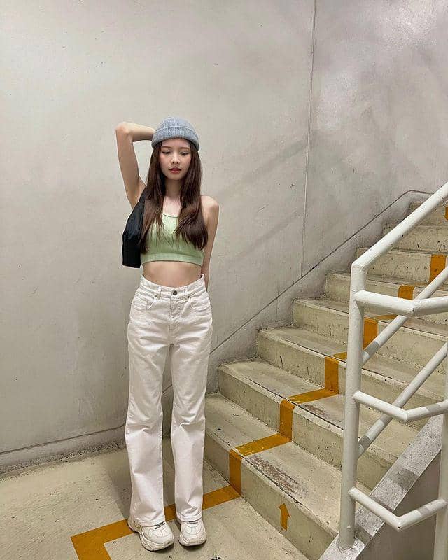 Ice Chawanya (instagram.com/iicechawan)