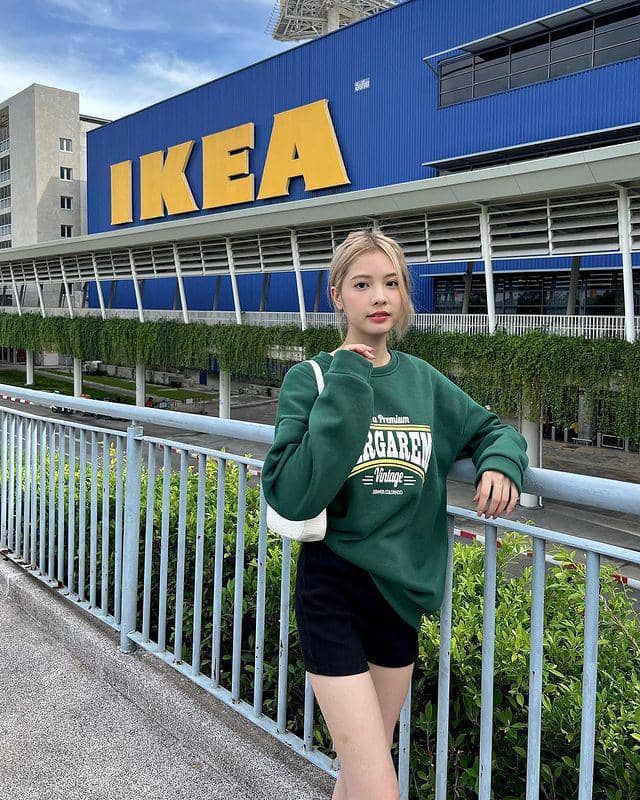 Ice Chawanya (instagram.com/iicechawan)