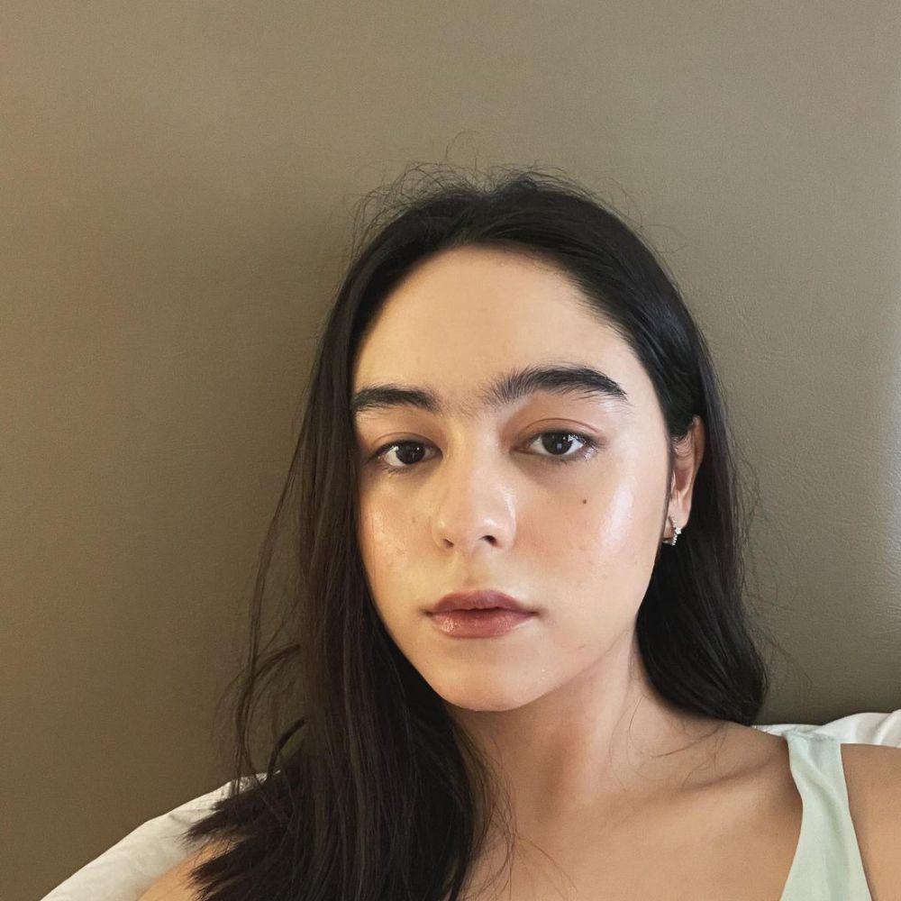 gaya makeup ala Yasamin Jasem (instagram.com/yasaminjasem)